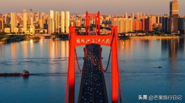 国汇策略 超大城市武汉，历史悠久景点众多，不愧为湖北的省会