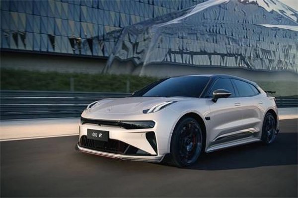 牛管家 德媒：中企电动汽车刷新最高时速纪录